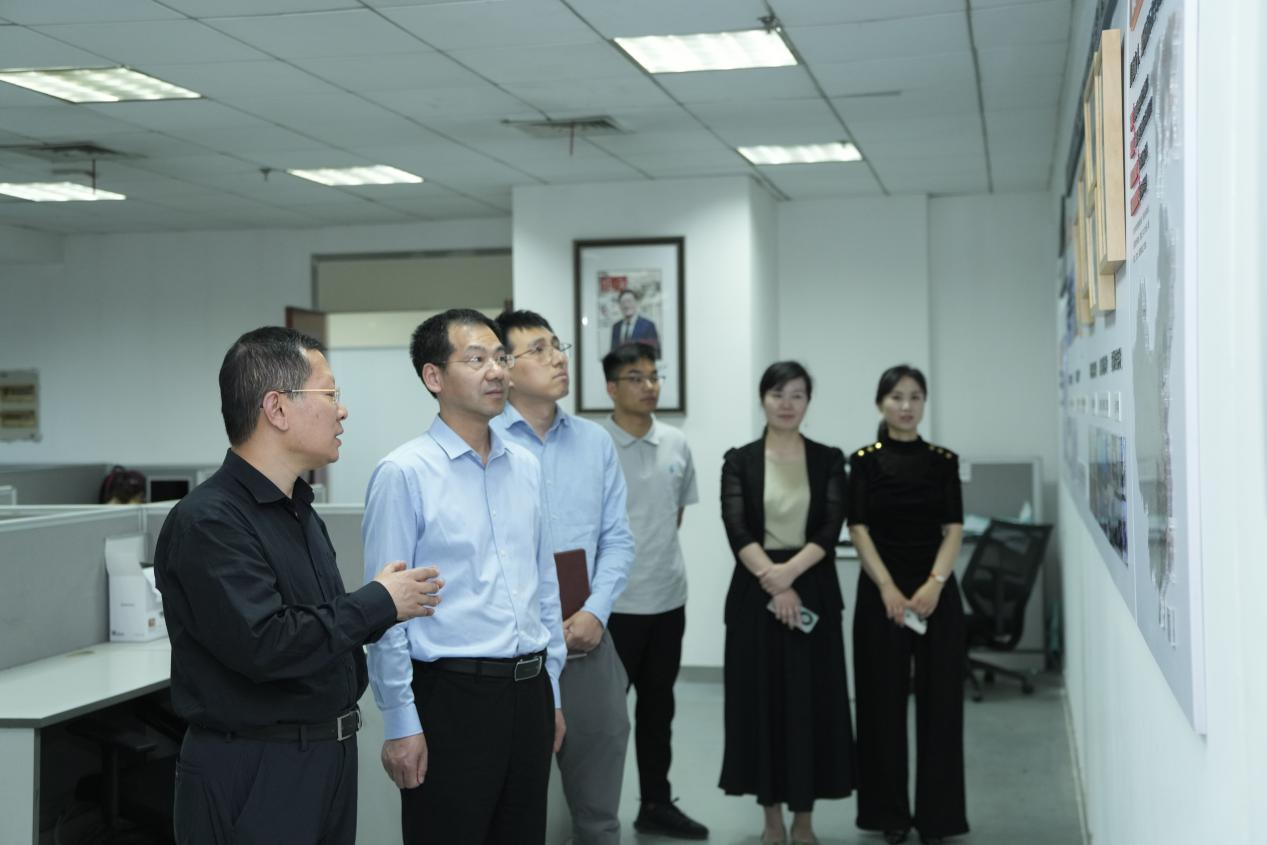 必赢242net官网与徽商传媒签约 共推 “科创杯” 赛事